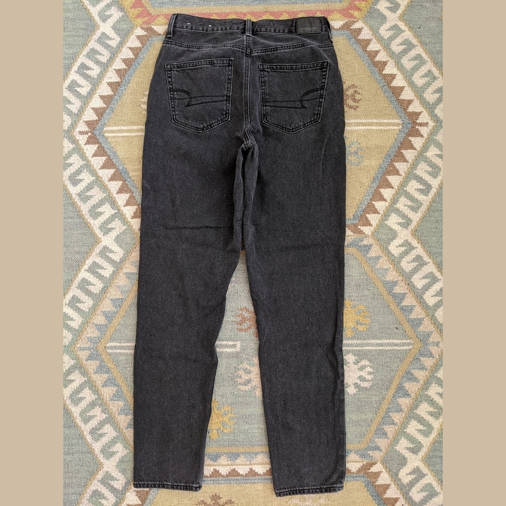 *NEW* AE High Rise Rigid Mom Jeans
